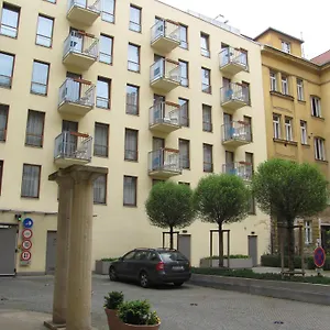 Lägenhetshotell Austria, Prag